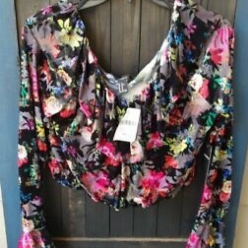 Forever 21 Velvet Floral Crop Top Cami Shirt Small